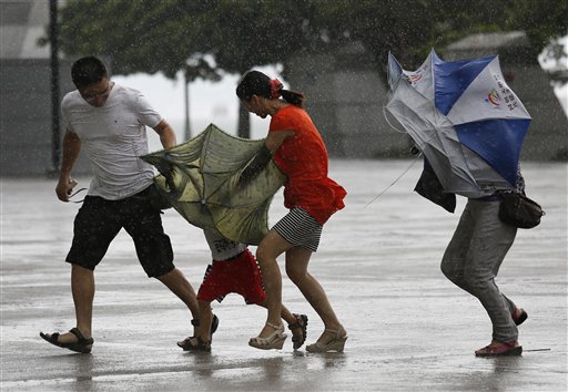 Typhoon Lands in China as Hong Kong Shuts Down