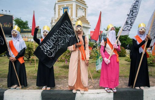 Indonesians Hold 'Islam's Answer to Miss World'