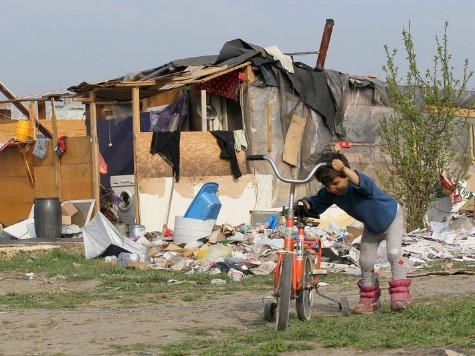 Roma Families Face Wholesale Expulsion from France