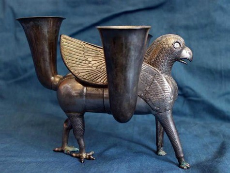 Reports: Rouhani Home with US 'Gift' of Silver Griffin