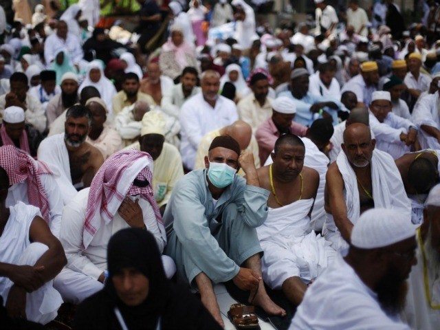 Saudi Arabia Bans Pilgrimage to Mecca for Muslims from Ebola-Stricken African Countries