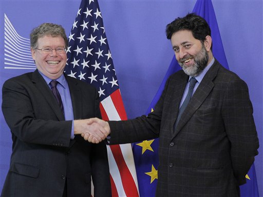 US, Europe Resume Talks on New Trade Pact