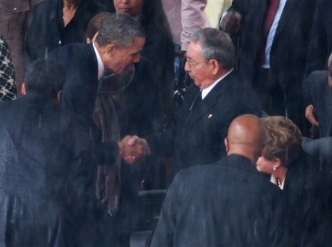 Obama Shakes Hands with Cuba's RaÃºl Castro at Mandela Memorial