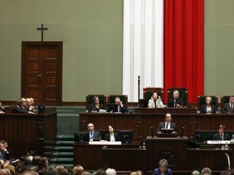 Polish Court Approves Parliament Crucifix as Symbol of 'National Identity'