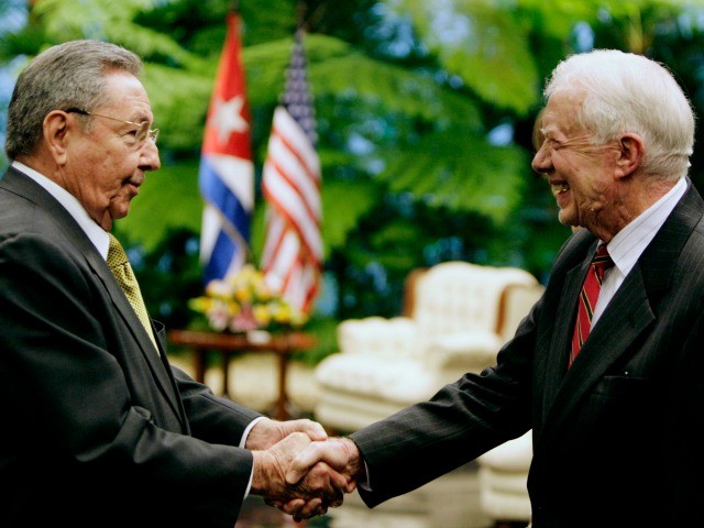 Jimmy Carter Applauds Obama Handshake with Cuban Dictator Castro