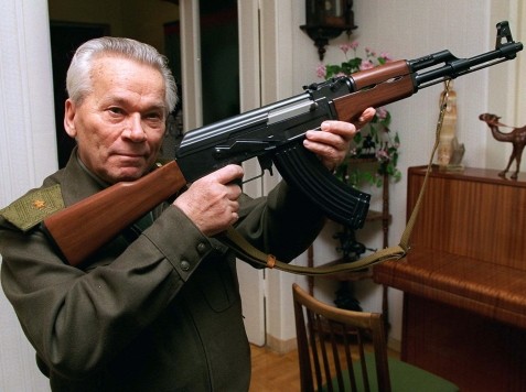 Russia to Bury Kalashnikov in New 'Pantheon' of Heroes
