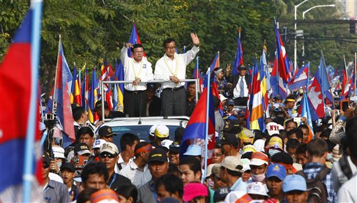 Cambodian Poll Protesters Joined Again by Workers