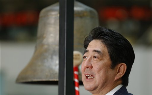 China Says Abe Not Welcome After War Shrine Visit