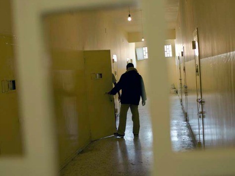More than 1,000 Inmates Escape Libyan Prison