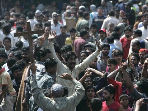 Pakistani Christians Protest Against Muslim Violence