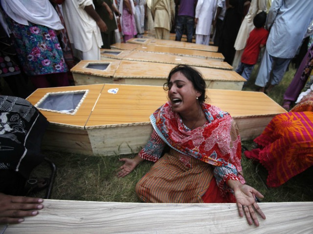 Pakistani Christians Protest Radical Muslim Attack on Church Killing 85