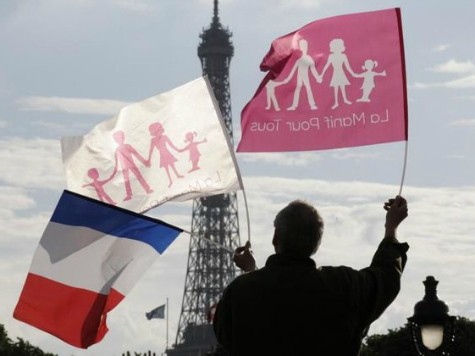FranÃ§ois Hollande Halts Same-Sex Parenting Law After Huge Pro-Traditional Family March