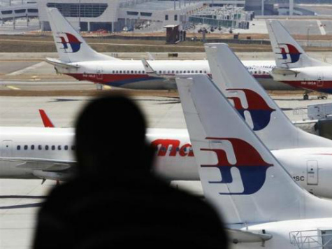 Malaysia Police Chief: Terror Arrests Not Connected to Flight MH370