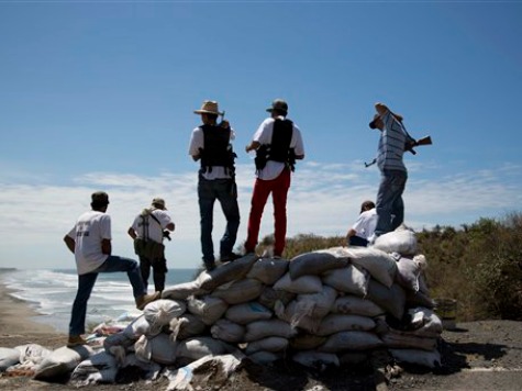Mexico to Legalize Vigilantes Fighting Drug Cartel