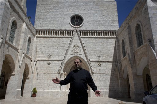 Christian Exodus Shadows Papal Visit to Holy Land