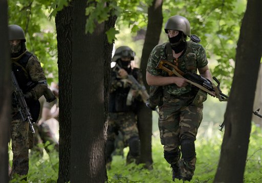 Dozens Reported Killed in Eastern Ukraine Fighting