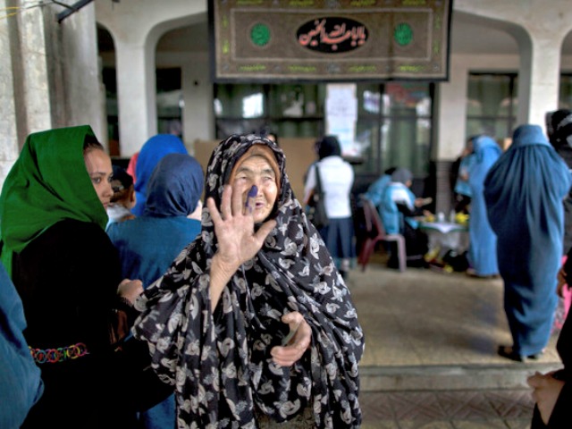 Taliban Cuts off Fingers of Those Who Voted in Afghan Elections
