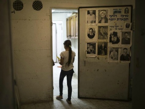 Horrified Israeli Civilians Flock to Bomb Shelters, Ask IDF to 'Finish the Job'