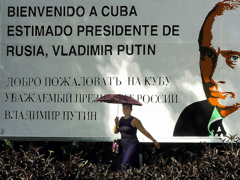 Vladimir Putin Begins Latin America Tour in Cuba