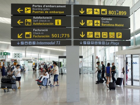 India Sets up Ebola Quarantine at Delhi Airport for 'Medical Tourism' Cases