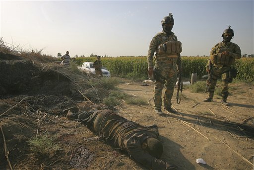 Islamic State Group Publicly Kills 6 Iraqi Troops