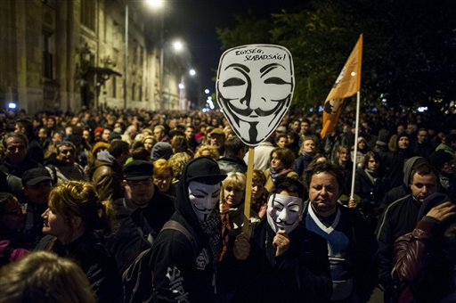 Hungary Suspends Internet Tax after Huge Protests