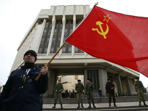 Ukraine's Yatsenyuk: President Putin has Dream to Restore the Soviet Union