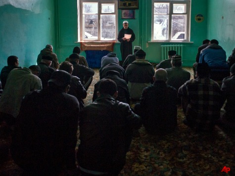 World View: Crimean Tatars and Ukraine Seek Help from Sunni Muslim Countries