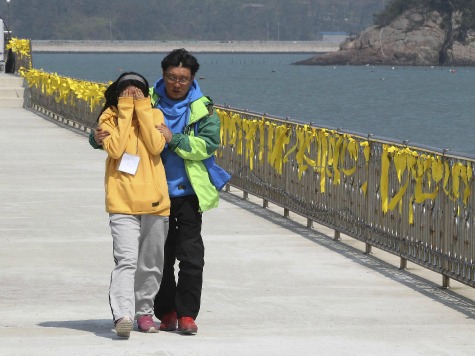 South Korea Increases Reward to Find Fugitive Ferry Disaster Patriarch to $500,000