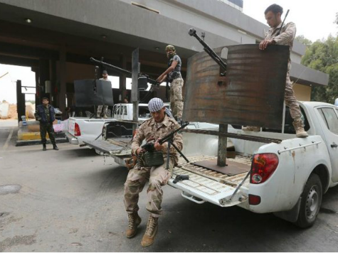 Heavy Fighting Breaks out near Libya's Tripoli Airport