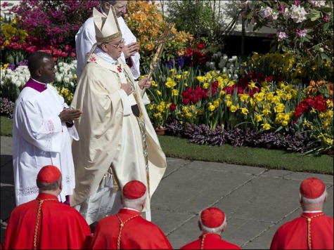 Pope leads Easter Celebrations Marred by Ukraine