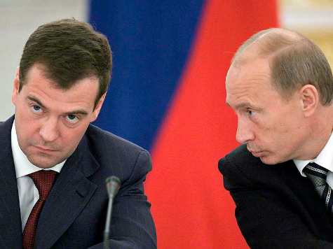 Russian PM Medvedev Lashes Out at Official Who Threatened to Block Twitter