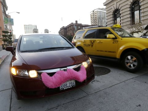 Turf Wars: Uber Posts Facebook Ad to Lure Lyft Drivers