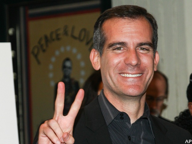 L.A. Mayor Eric Garcetti Drops F-Bomb at Kings Stanley Cup Celebration