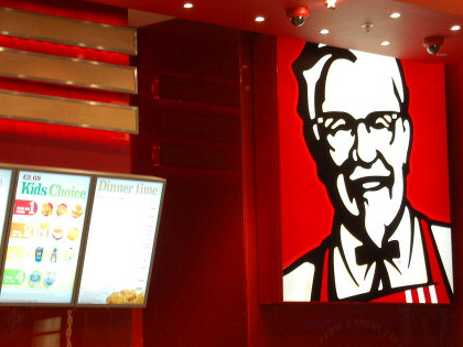 Lesbians Kicked Out of KFC for 'Heavy Petting' Claim it Was anti-Gay Move