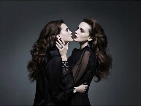 French Town Censors Lesbian Kiss Advert