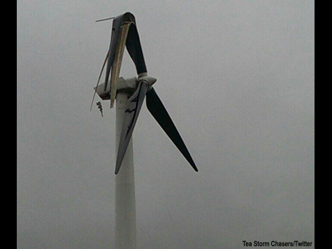 Lightning Strike Knocks Out Huge Wind Turbine