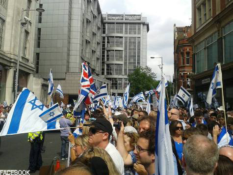 Pro-Israel Demonstrators Sound Missile Siren in London