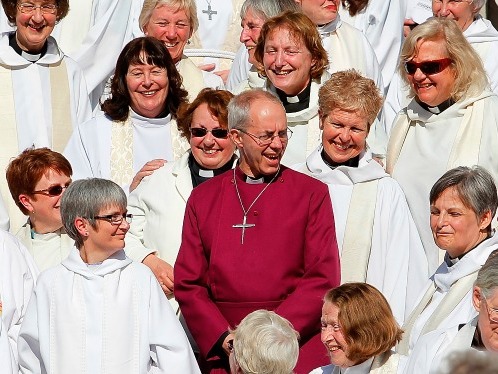 Church of England to Favour Women Over Men When Choosing New Bishops