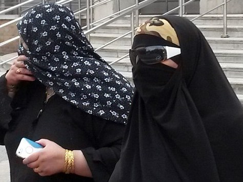 Muslim Mother-of-Six Facing Jail in UK for Encouraging Terrorism