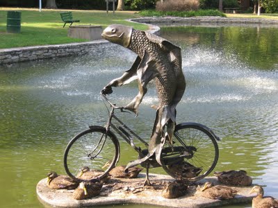 The World needs Whingeing, Neo-Feminist Harpies like Fish Need Bicycles