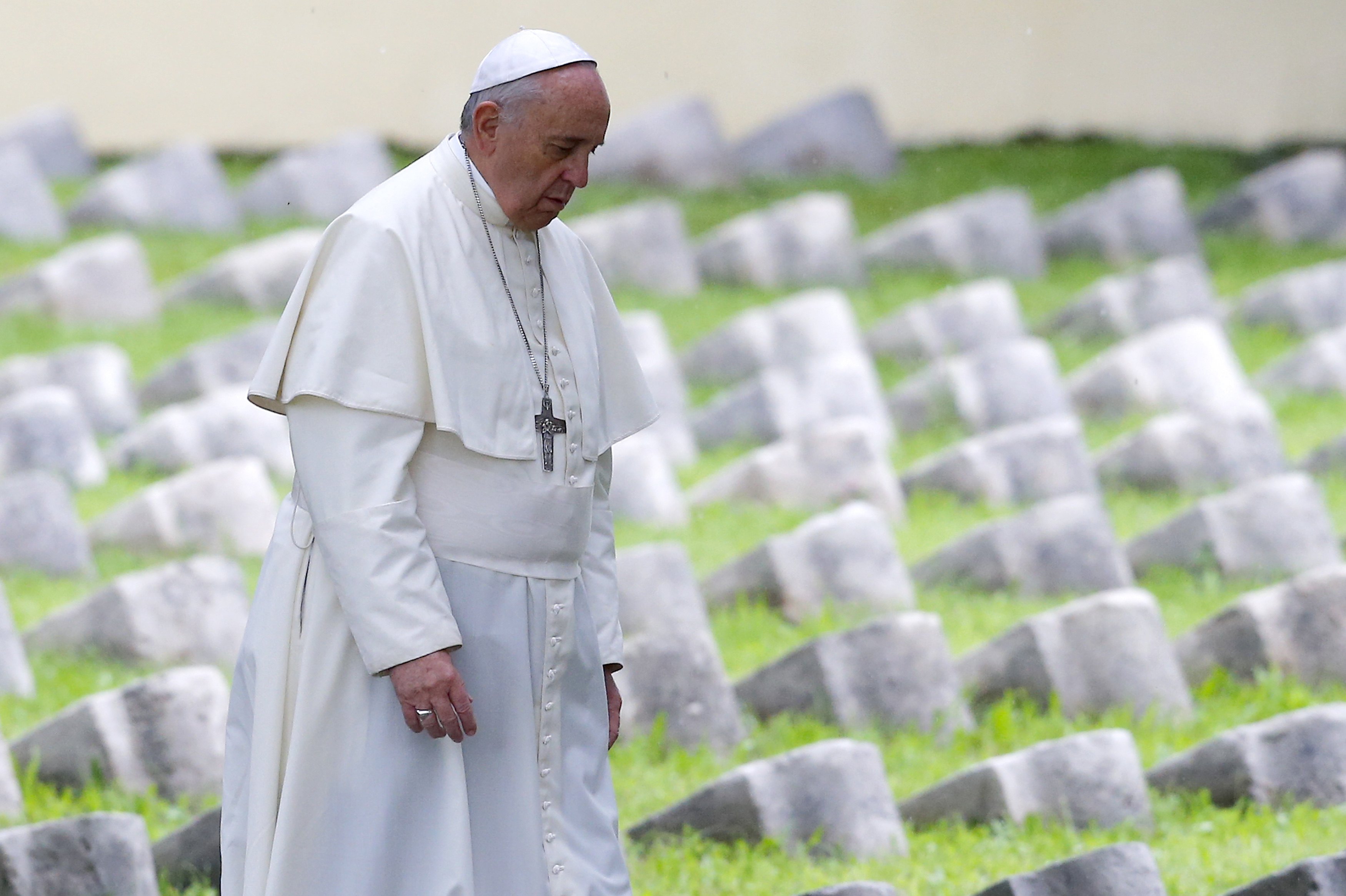 Pope says world's many conflicts amount to piecemeal World War Three
