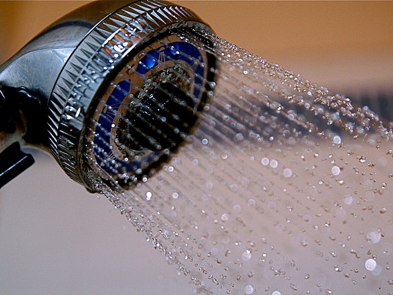 Students at British University Urged to Urinate in the Shower to Save Water