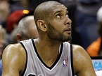 Duncan Leads Spurs Past Heat, 111-87