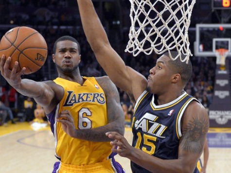 Lakers, Jazz Battle for Final Playoff Spot