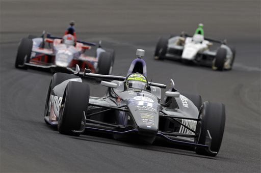 Hunter-Reay Holds Off Castroneves to Win Indy 500