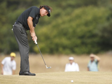 Mickelson Shoots 2-under 69