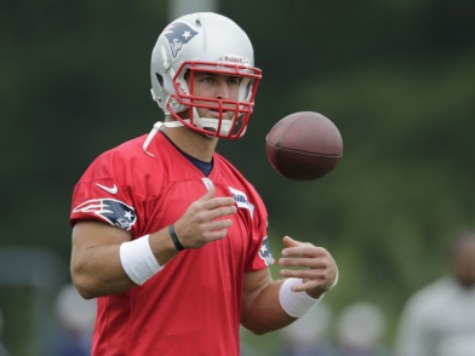 Tebow Participating in Non-QB Drills in Practice