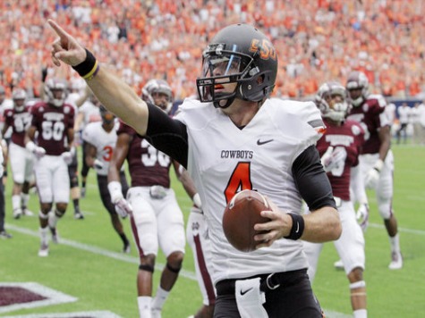 Oklahoma State Stumbles, Recovers to Beat Mississippi State