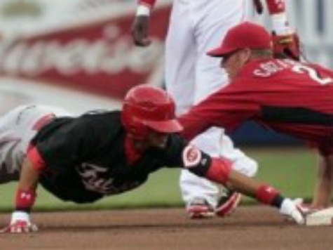 Reds' Billy Hamilton: Perfect 9-9 on Basepaths